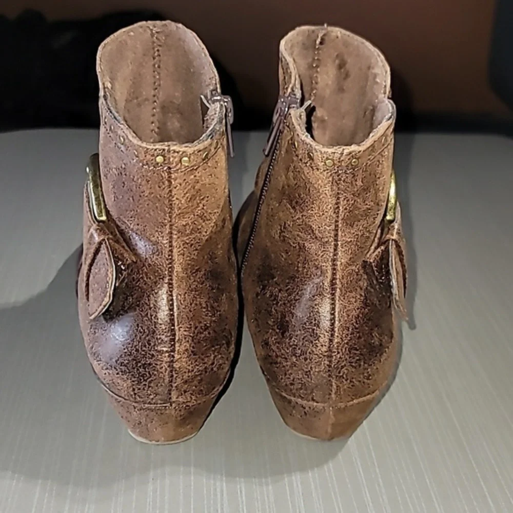 Baretraps‎ 'Sublime' Brown Faux Leather Western Buckle Booties Size 6M